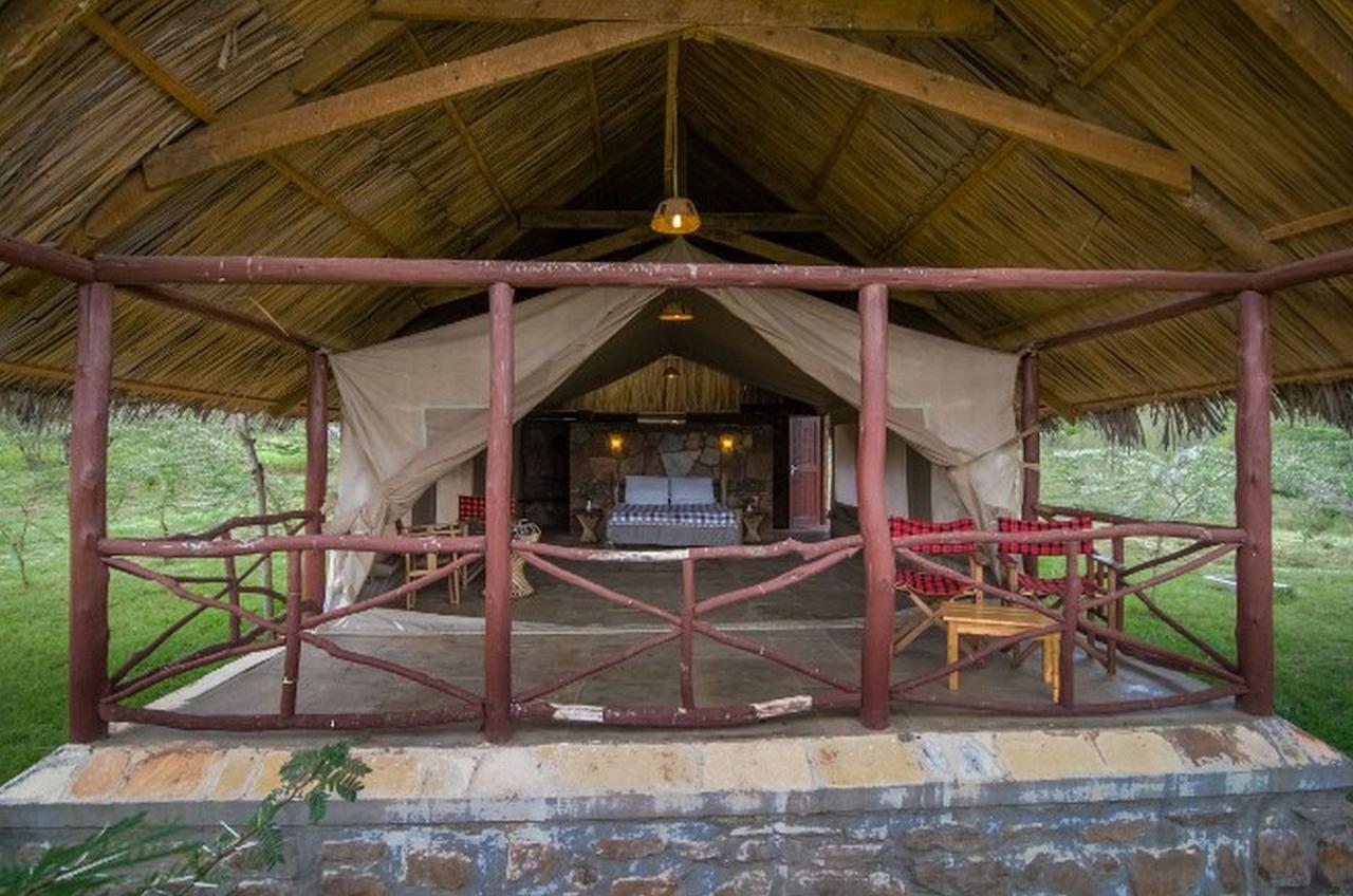 Sentrim Mara Camp Ololaimutiek Quarto foto